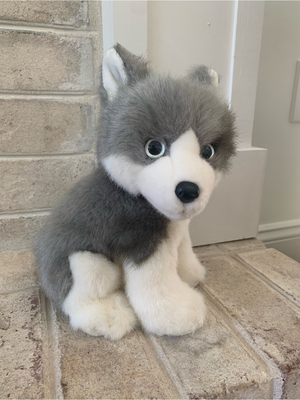 Ty Classics Bloomtown The Siberian Husky Large 9.5” Beanie Baby Plush